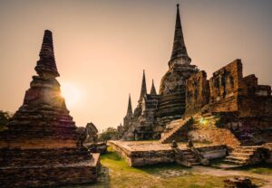 ayutthaya thailand tijdens zonsondergang