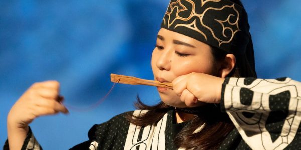 Hokkaido Ainu Museum meisje