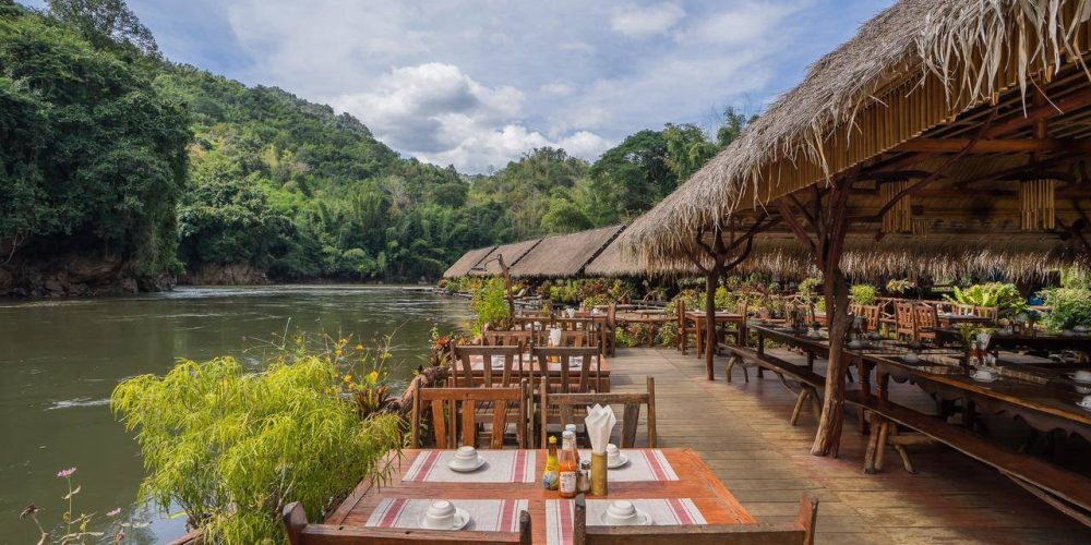 Thailand Vakantie River Kwai raft restau