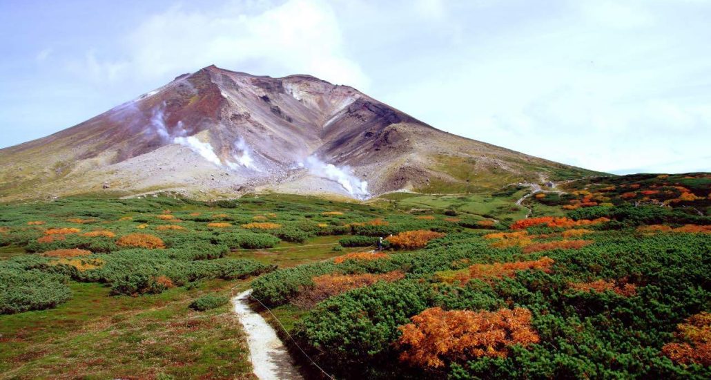 hokkaido japan daisetsuzan mount asahi