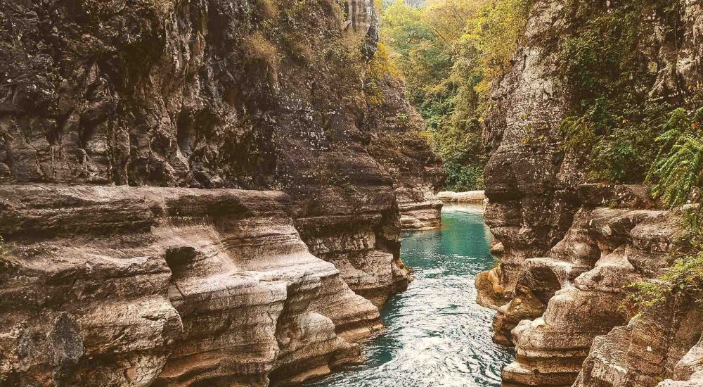 sumba island indonesie oost air terjun tanggedu